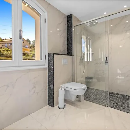 Ref 2193 - Super Cannes For Rent * Vallauris